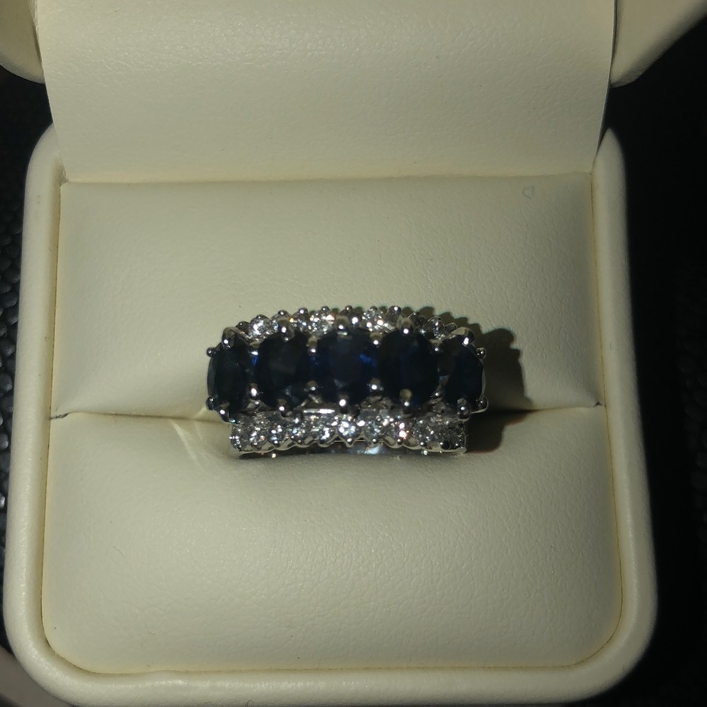 White Gold Ladies Diamond and Sapphire Ring